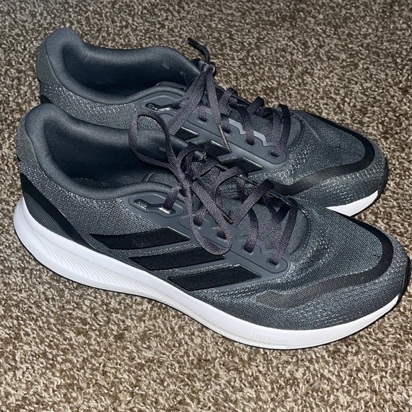 RUNFALCON 5 WIDE RUNNING SHOES Men’s size 10 Adidas gently preloved - Picture 1 of 16